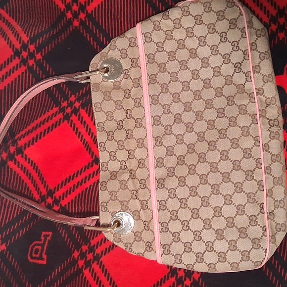 Gucci Handbags - Gucci Eclipse Shoulder Bag